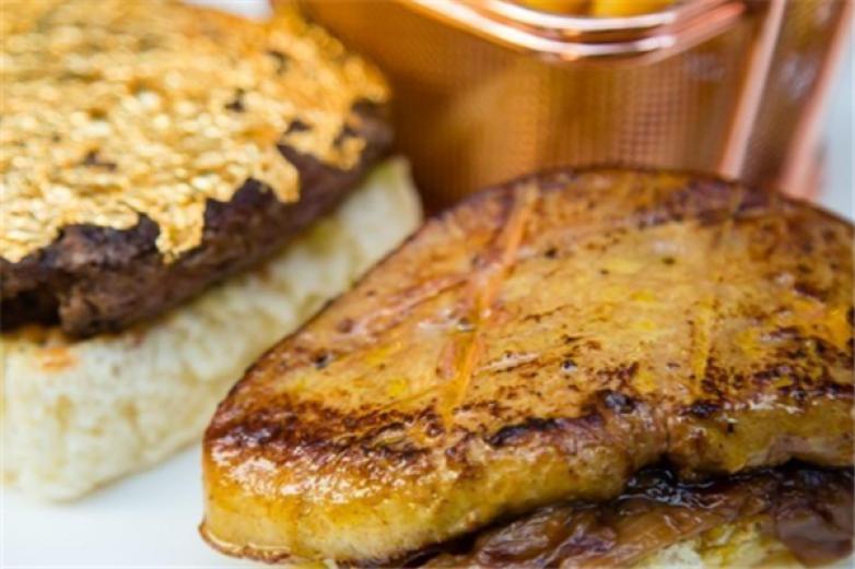 CHARLIES粉红汉堡